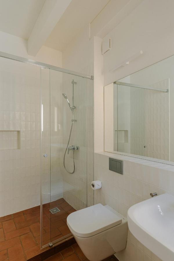 Flateli Santa Clara 01 Apartment Girona Bagian luar foto